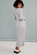 Load image into Gallery viewer, Long Sleeve Knit Midi Dress
